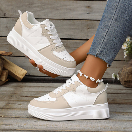 Damen Chunky-Sneaker mit erhöhtem Plateau, perforierter Zehenpartie und gepolstertem Schaft Shop Nory