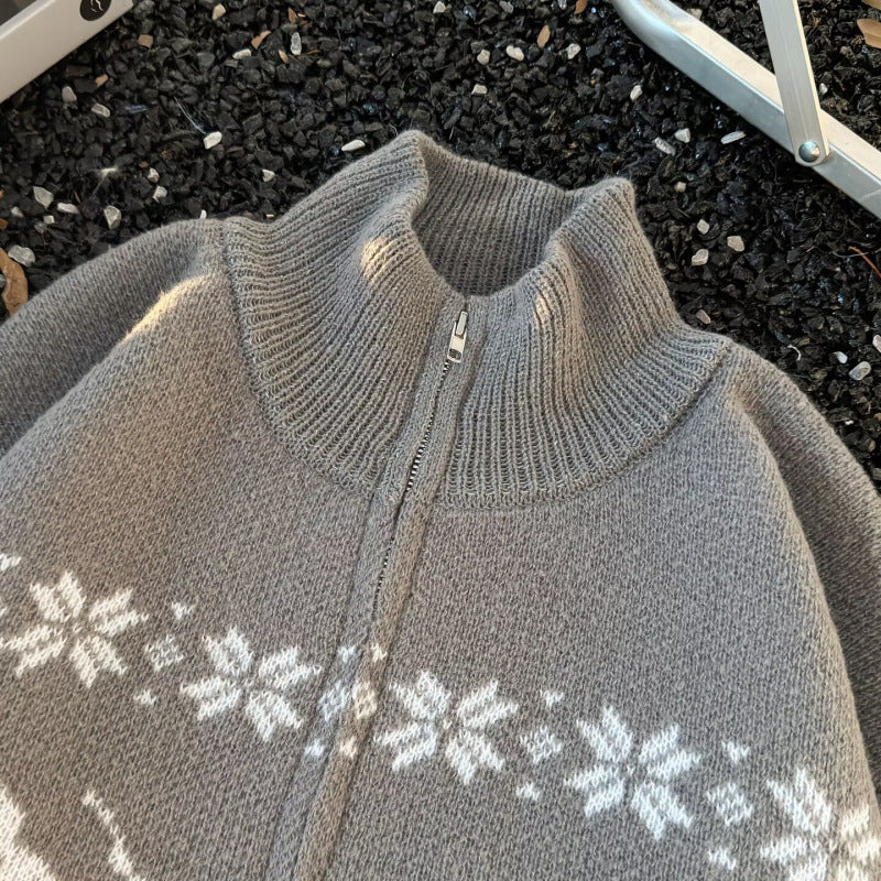 Unisex Übergroße Strickjacke mit durchgehendem Reißverschluss, hohem Rippkragen und Eulen-Intarsien Shop Nory