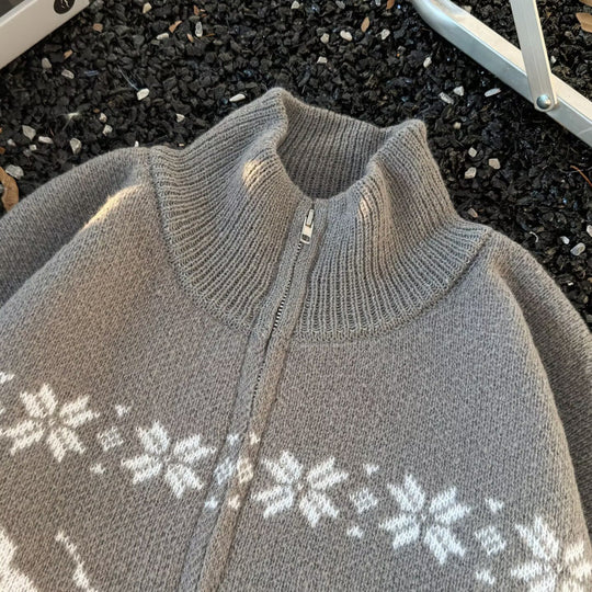 Unisex Übergroße Strickjacke mit durchgehendem Reißverschluss, hohem Rippkragen und Eulen-Intarsien Shop Nory
