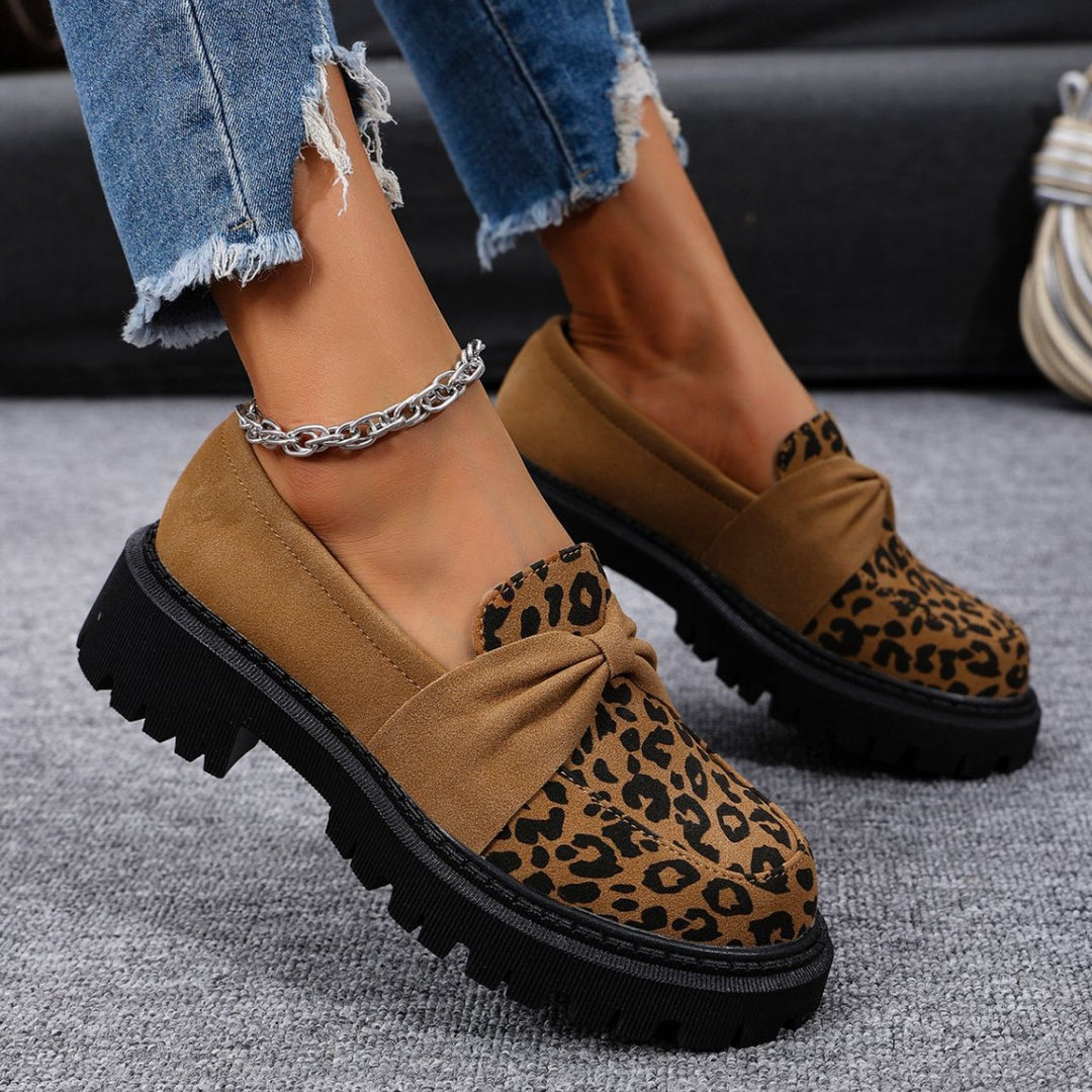 Damen Klobiger Loafer mit dekorativer Knotenschleife und Leoparden‑Spitze Shop Nory
