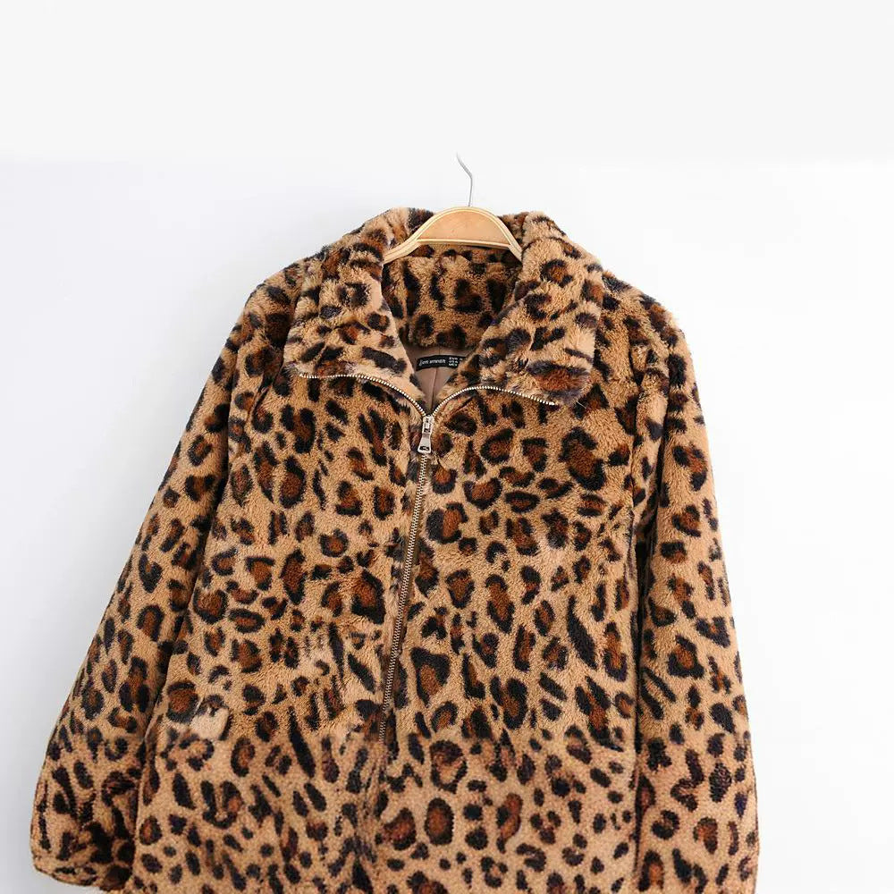 Damen Kunstfelljacke mit Leopardenmuster, durchgehendem Reißverschluss und elastischem Saum Shop Nory