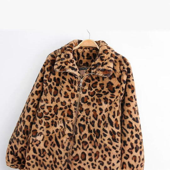 Damen Kunstfelljacke mit Leopardenmuster, durchgehendem Reißverschluss und elastischem Saum Shop Nory