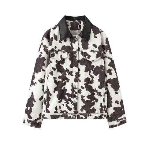 Damen Oversize Jacke im Truckerstil mit Kuhmuster und Kunstlederkragen Shop Nory