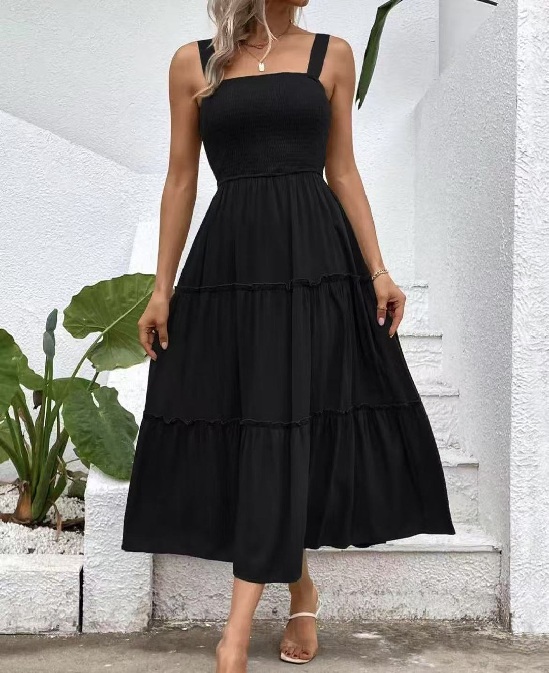Damen Maxikleid mit elastischem Bustier und fließendem Rock