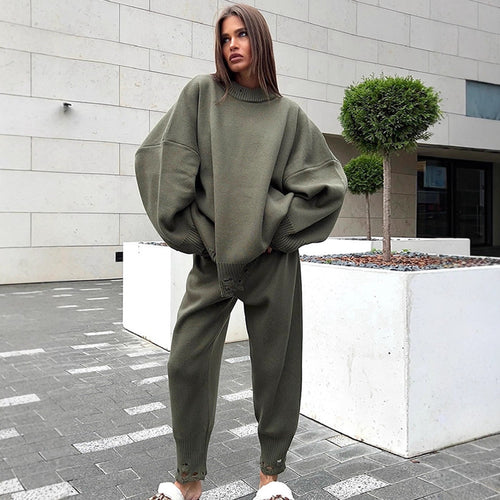 Damen Oversize-Strickset aus Feinstrick mit Destroyed-Saum, weitem Pullover und legerer Schlupfhose Shop Nory
