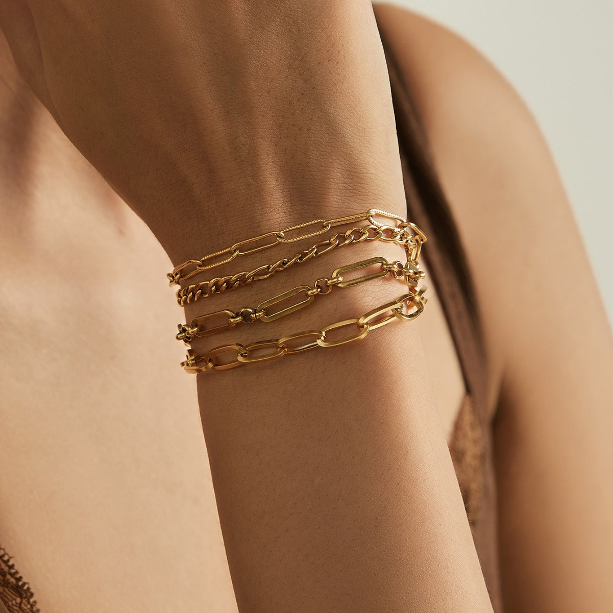 Damenkette mit modernem Gliederdesign Shop Nory