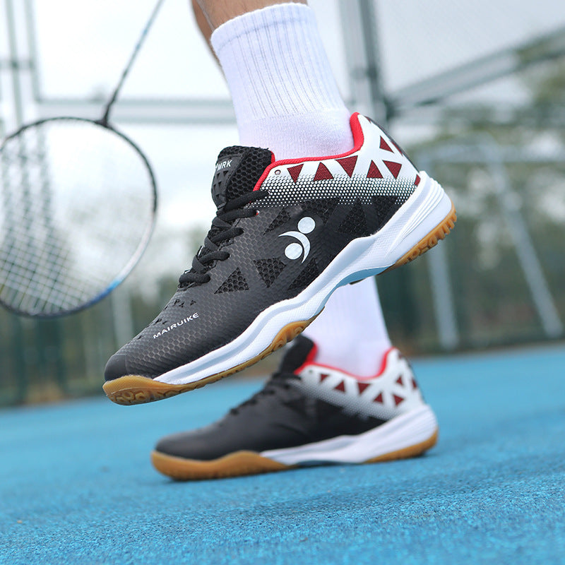 Damen Hochleistungs-Tennis-Schuhe mit dämpfendem Fußbett und atmungsaktiver Obermaterialstruktur