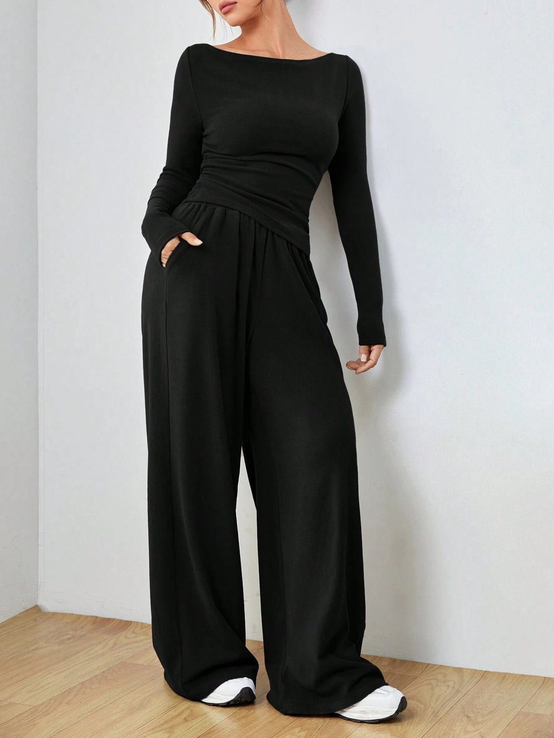 Damen Lässiges Two‑Piece Lounge‑Set mit U‑Boot‑Ausschnitt, taillierter Drapierung und weitem Palazzohose Shop Nory