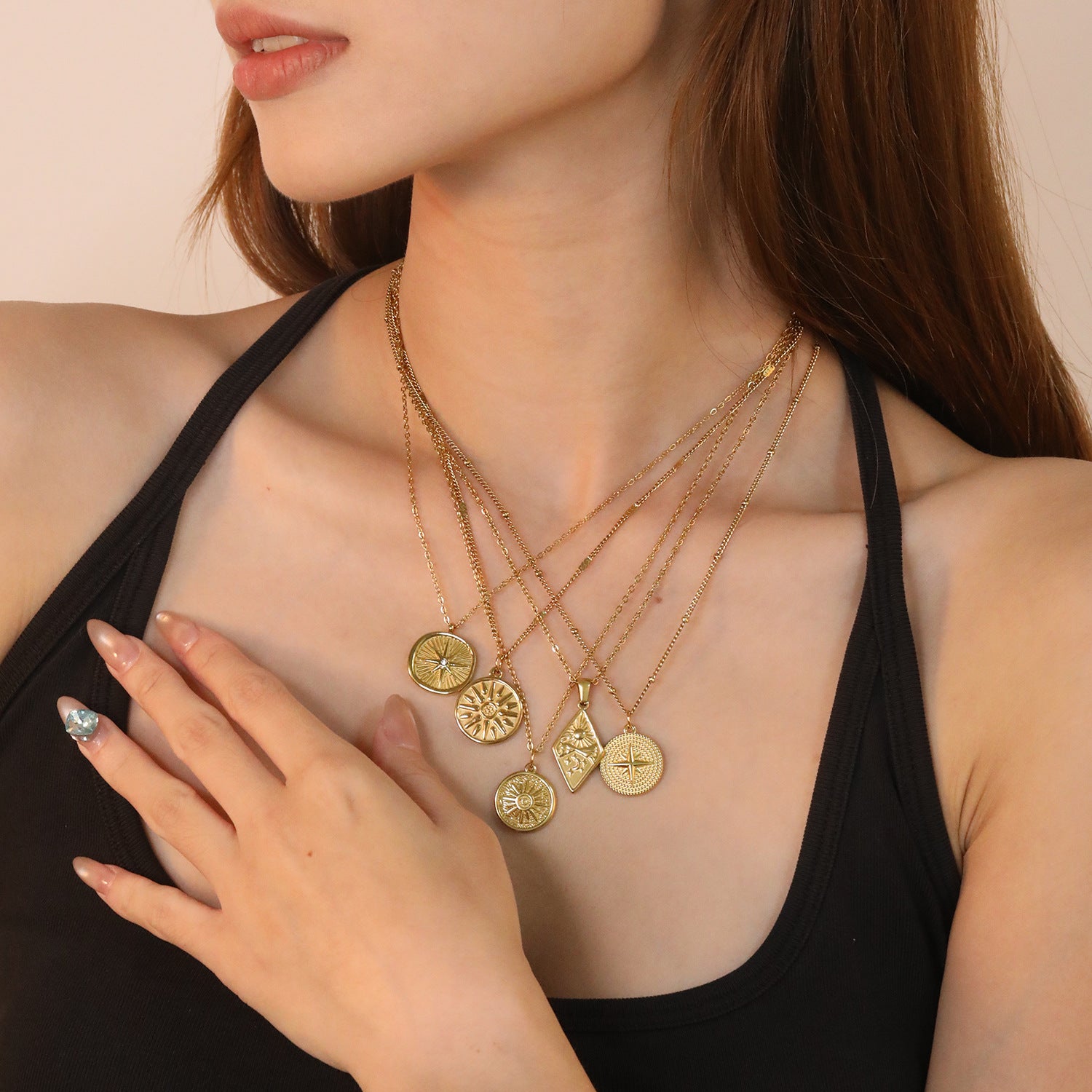 Damen Halskette mit Kompass-Anhänger aus hochwertigem Edelstahl und verstellbarem Design Shop Nory