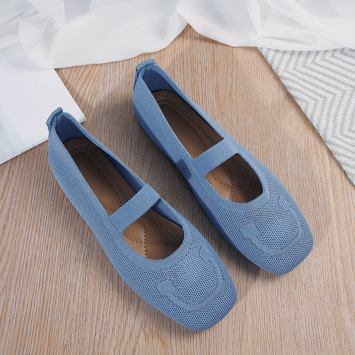 Damen Ballerinas mit elastischem Riemen und komfortablem Fußbett
