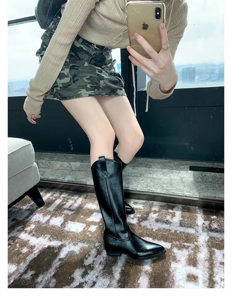 Damen Kniehohe Western‑Stiefel aus Glattleder mit spitzer Kappe und niedrigem Blockabsatz Shop Nory