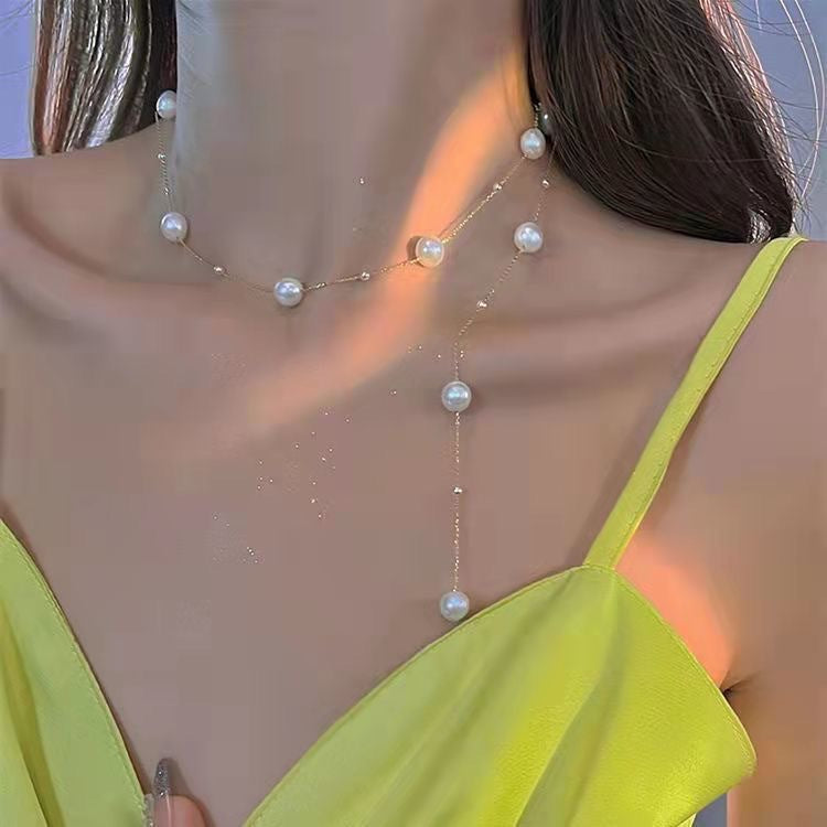 Damen Halskette mit eleganten Süßwasserperlen und zierlichem Design Shop Nory
