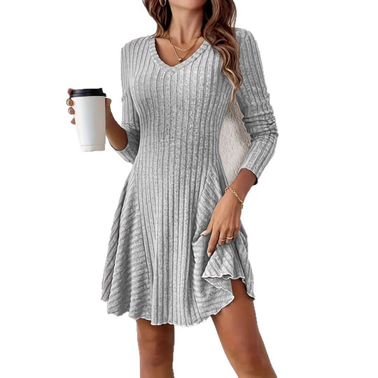 Damen Geripptes V-Ausschnitt-Minikleid mit ausgestelltem Rock und Eingrifftaschen Shop Nory