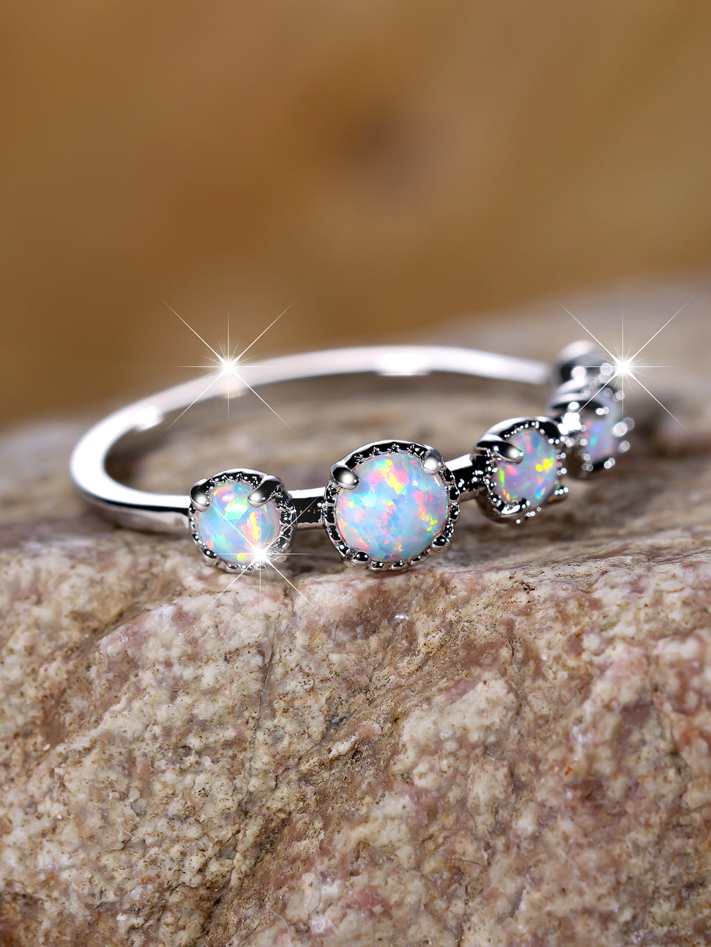 Damen Ring mit schimmerndem Opalmuster und eleganter Zirkonia-Verzierung Shop Nory