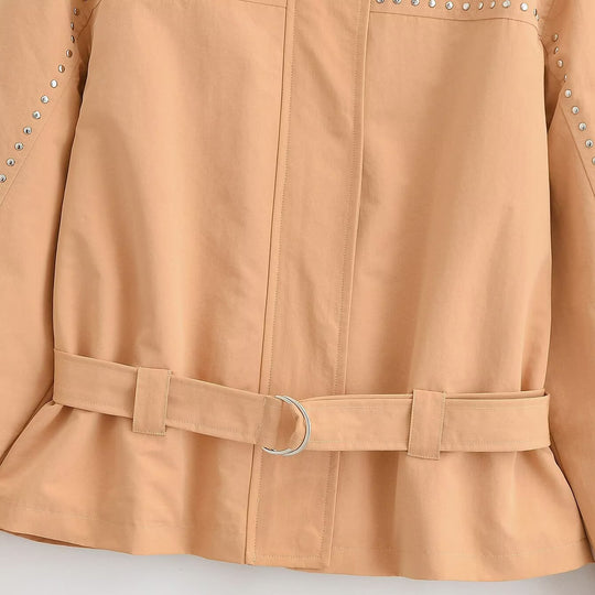 Damen Kurzjacke mit Nietenbesatz, Stehkragen und Taillengürtel Shop Nory