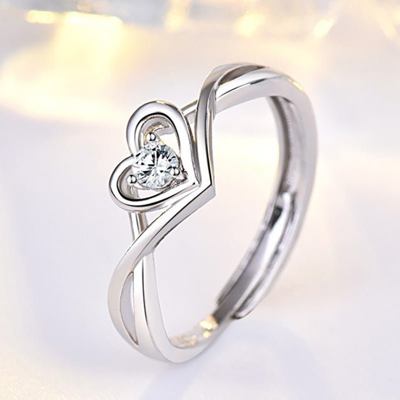 Damenring mit filigranem Herzdesign und funkelndem Zirkonia Shop Nory