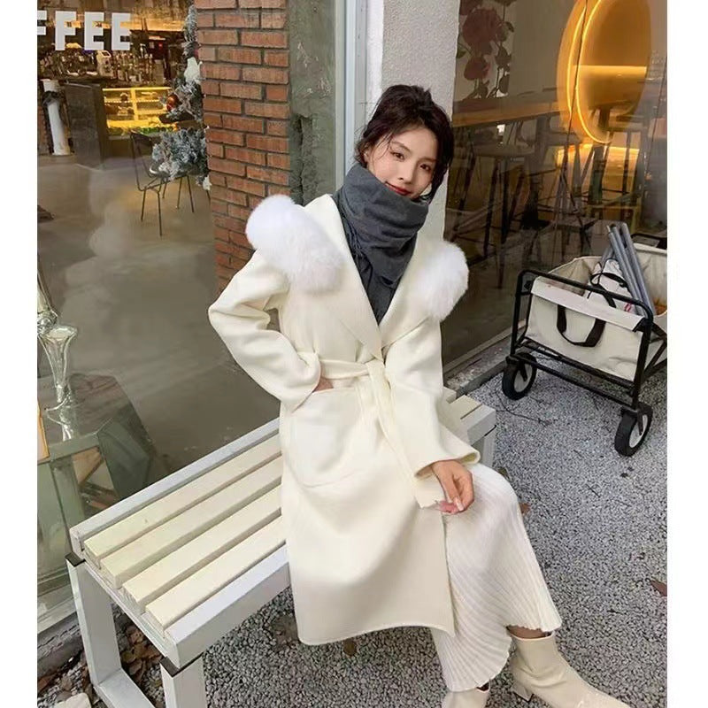 Damen Eleganter Wollmix-Mantel mit voluminösem Fellkragen und schlanker Silhouette Shop Nory