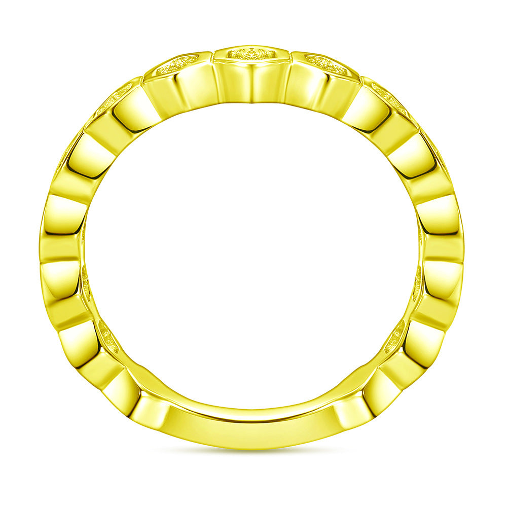 Damenring mit einzigartigem hexagonalem Design und modernem Hochglanz-Finish Shop Nory