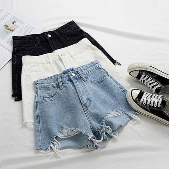 Damen Destroyed Denim Shorts mit hohem Bund und Fransensaum