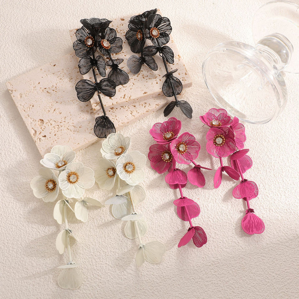 Damen Ohrhänger mit kunstvollem Blumenmuster Shop Nory