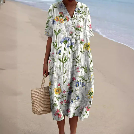 Farbenfrohes, fließendes Sommerkleid