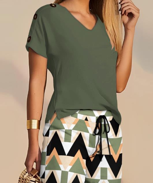 Damen lässiger Shorts-Set mit Knopfdetail und V-Ausschnitt