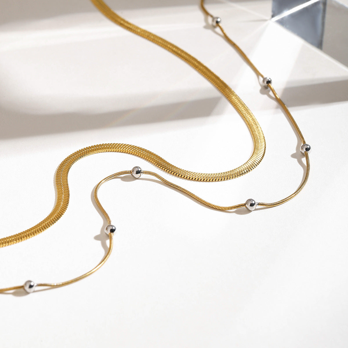 Damen elegante Halskette mit doppeltem Design und hypoallergener Edelstahlverarbeitung Shop Nory