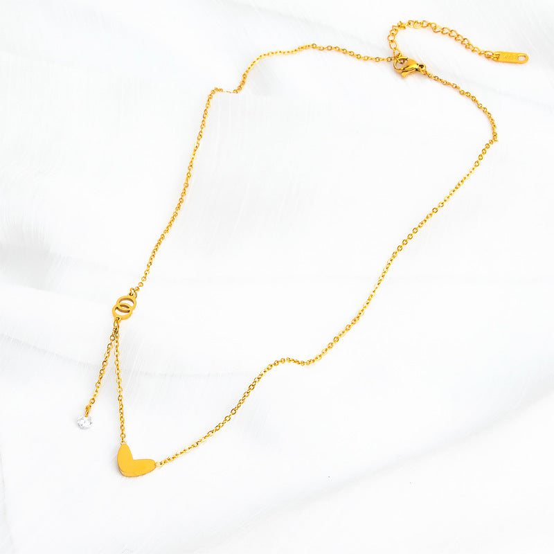 Damen Halskette mit herzförmigem Anhänger und funkelndem Element Shop Nory