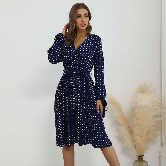 Damen Polka-Dot Wickelkleid mit V‑Ausschnitt, Bindegürtel und plissiertem Midirock Shop Nory
