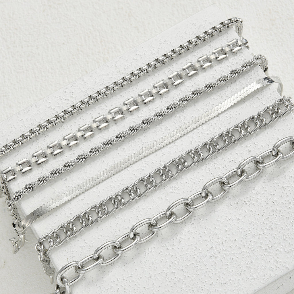 Damen Armreif-Set mit variierenden Kettenformen und strukturierten Designs Shop Nory