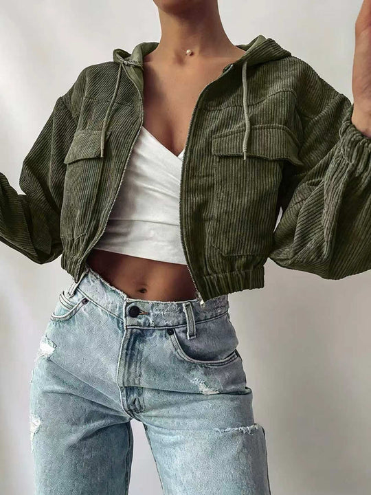Damen Kurzjacke aus Cord mit Kapuze, Reißverschluss und aufgesetzten Brusttaschen Shop Nory