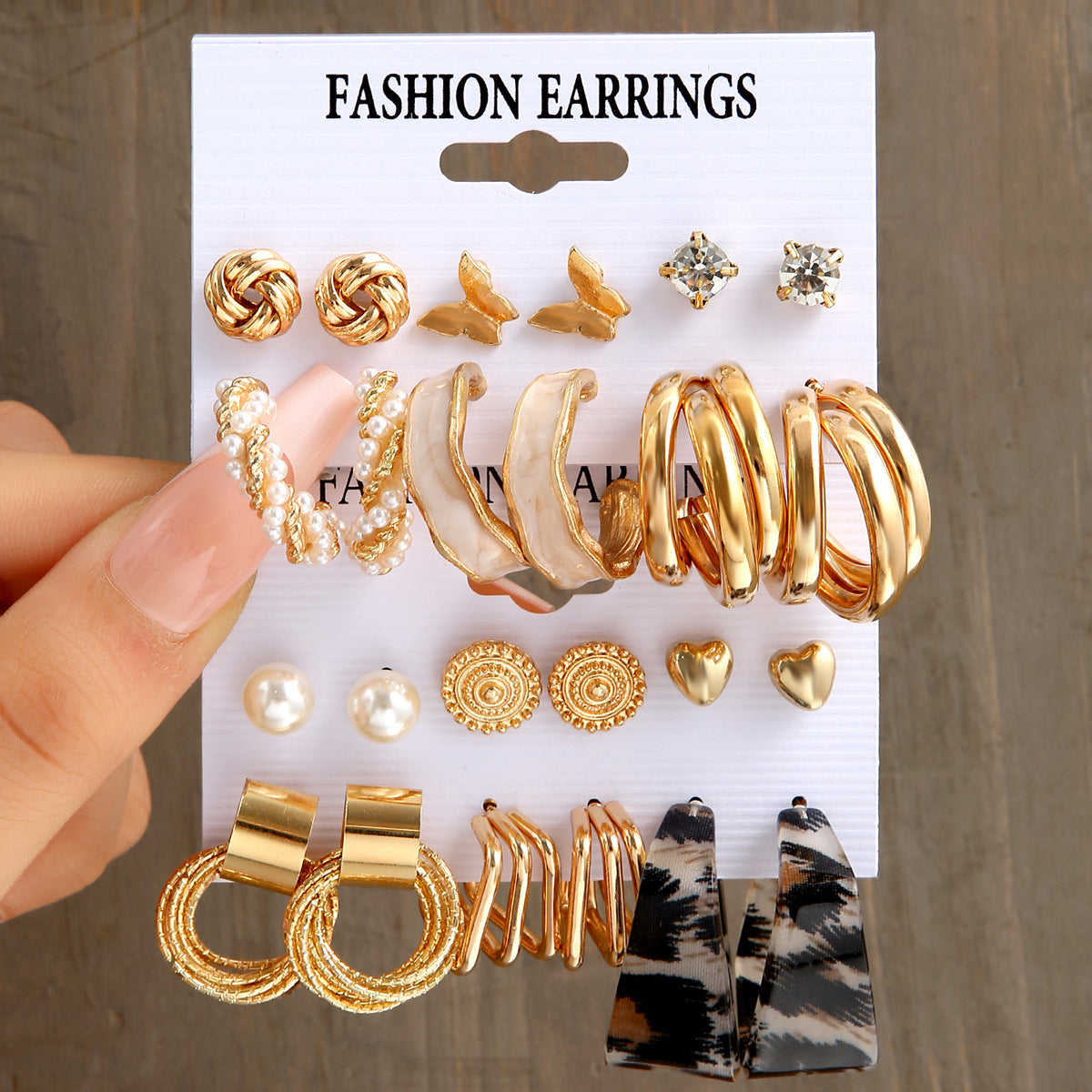 Damen Ohrringe-Set mit stilvollen Designs und funkelnden Akzenten Shop Nory