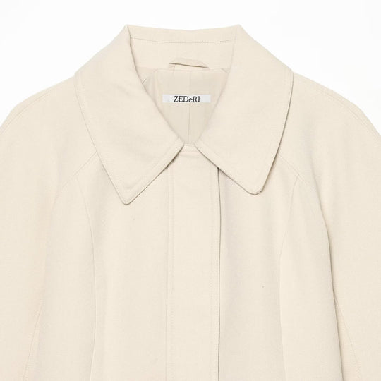 Damen Cropped Jacke im minimalistischen Trenchstil mit breitem Hemdkragen und Bindegürtel Shop Nory