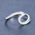 Damen Ring mit modernem, geschwungenem Design und opalisierten Akzenten Shop Nory