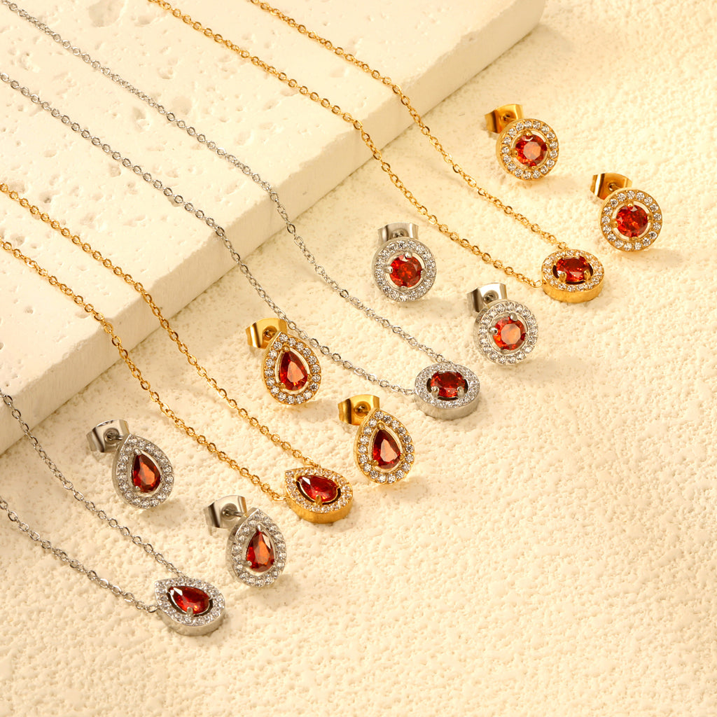 Damen Schmuckset mit elegantem Anhänger und passenden Ohrsteckern Shop Nory