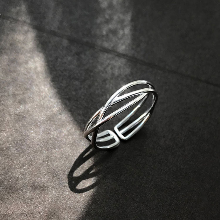 Damen eleganter Ring mit stilvollem, geschwungenem Design Shop Nory