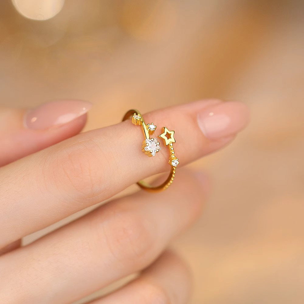 Damen Verspielter Ring mit funkelnden Sternen und Zirkonia Shop Nory