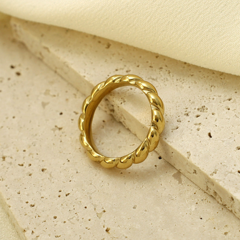Damen filigraner geflochtener Ring mit glänzender Oberfläche Shop Nory