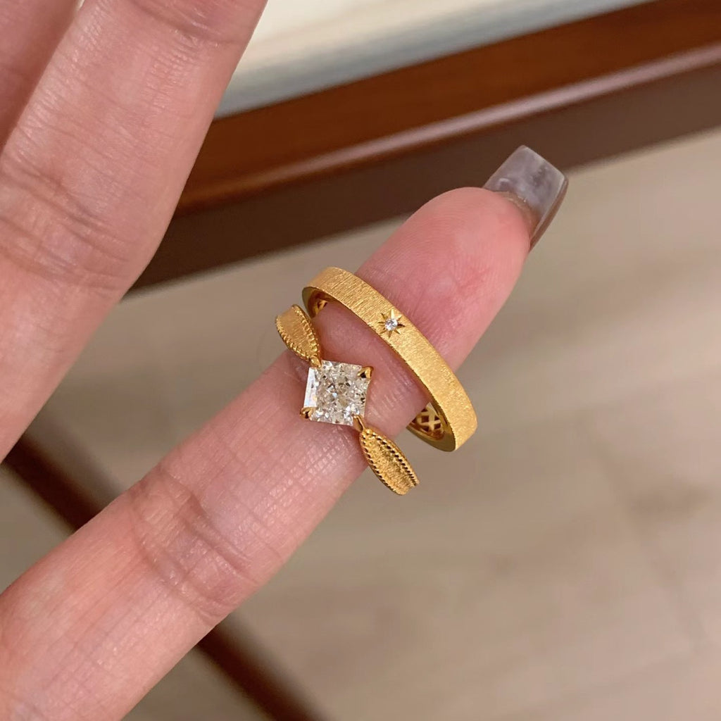 Damen eleganter minimalistischer Ring mit strukturiertem Design Shop Nory
