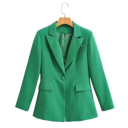 Damen Figurschmeichelnder Ein-Knopf-Blazer im modernen Oversize‑Cut mit Reverskragen und Pattentaschen Shop Nory