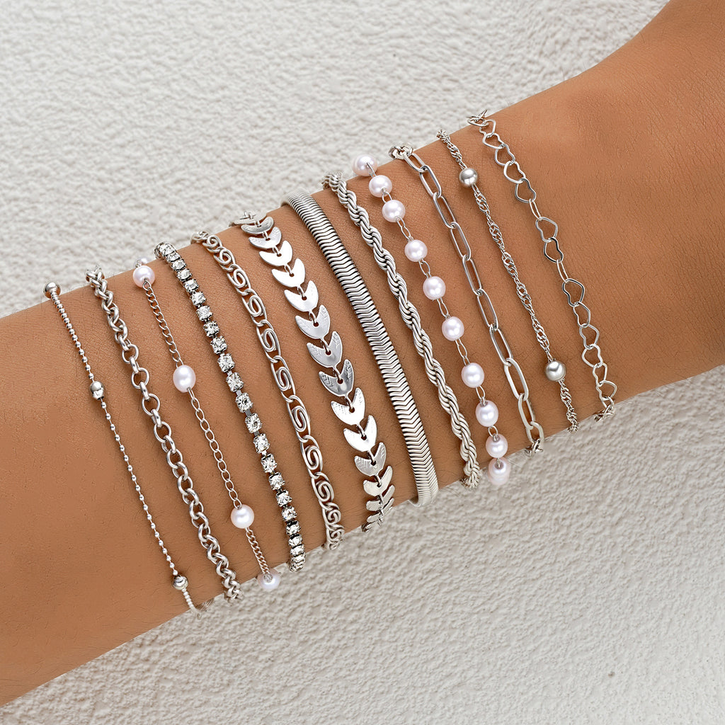 Damen Armband-Set mit filigranen Designs und funkelnden Zirkonia Shop Nory