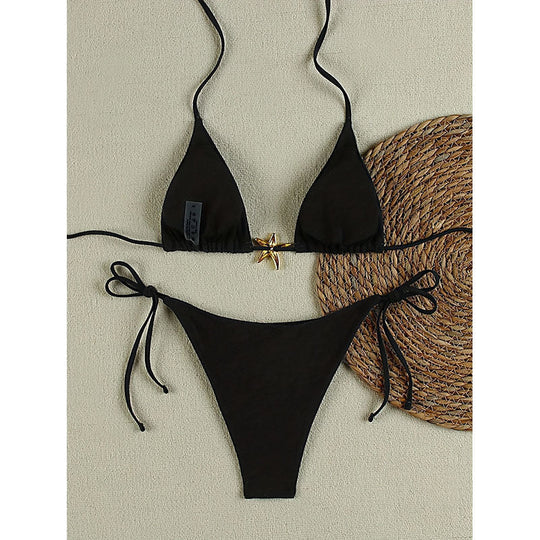 Damen Triangel-Bikini mit goldenen Akzenten und verstellbaren Trägern