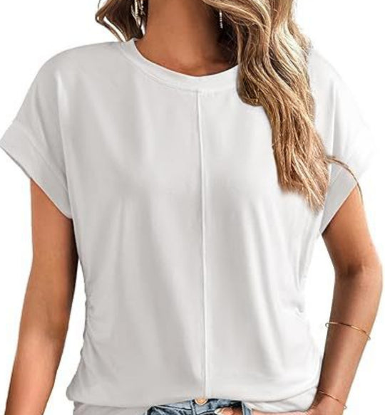 Damen Relaxed-Fit Kurzarmshirt mit dekorativer Mittelnähte und Umschlagärmeln Shop Nory
