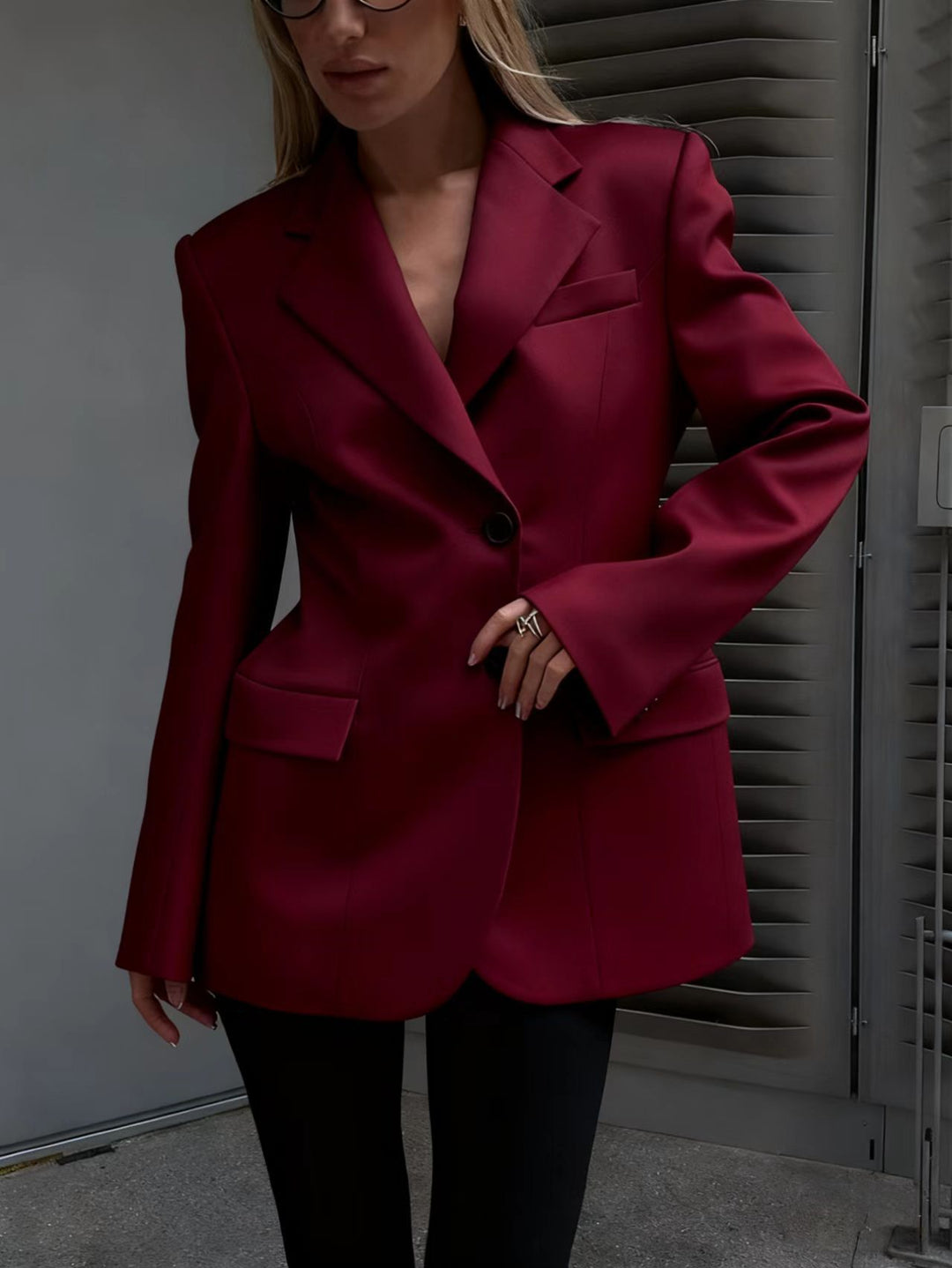 Damen Oversized Longblazer mit betonter Schulterpartie und Pattentaschen Shop Nory