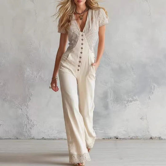 Damen Taillierter Jumpsuit mit V-Ausschnitt, Knopfleiste und Spitzenbesatz Shop Nory