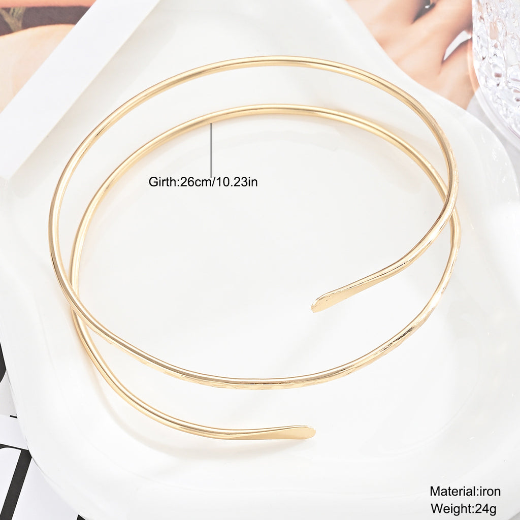 Damen Armreif-Set mit elegantem, geschwungenem Design und polierten Oberflächen Shop Nory