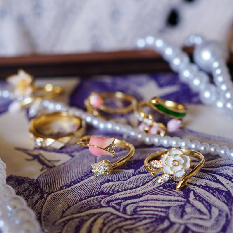 Damenring mit elegantem geometrischen Design und Zirkonia-Shop Nory