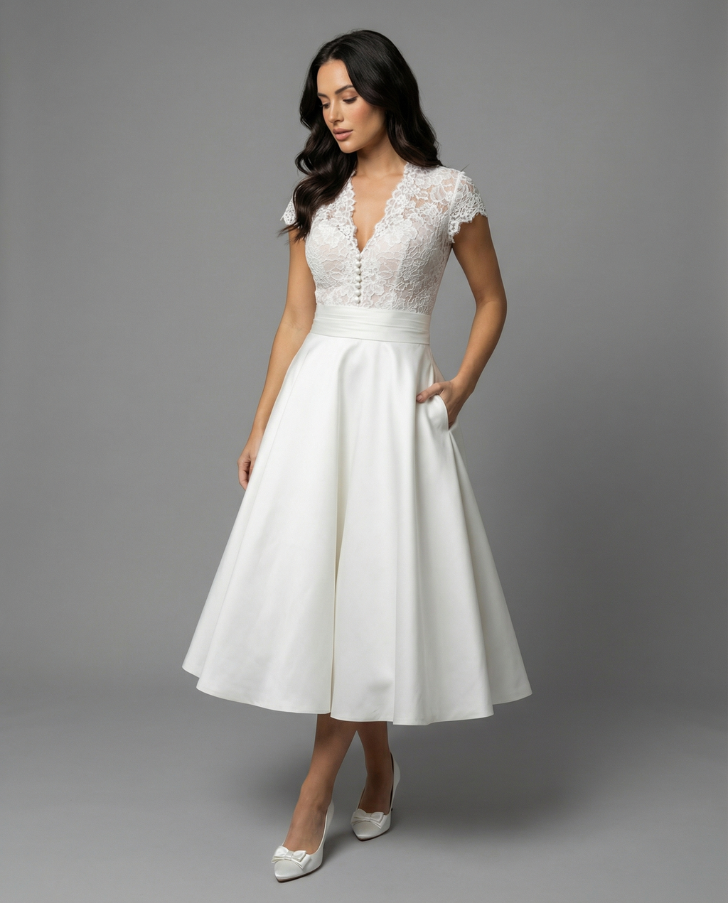 Damen Hochwertiges Hochzeitskleid mit Spitzendetails und schwingendem Rock ShopNory