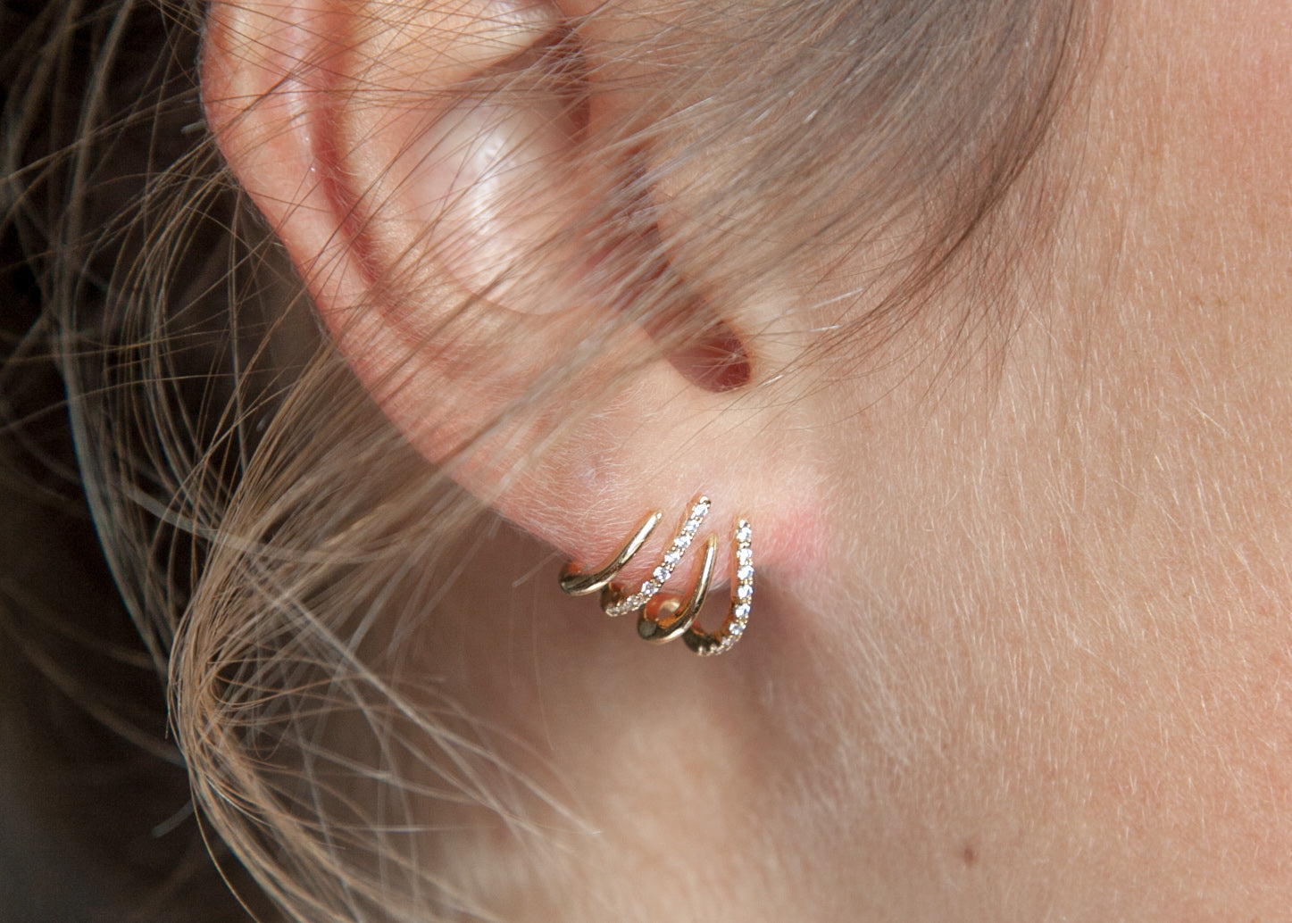 Ohrringe Vierfach Creolen mit Zirkonia Vergoldet | Shop Nory
