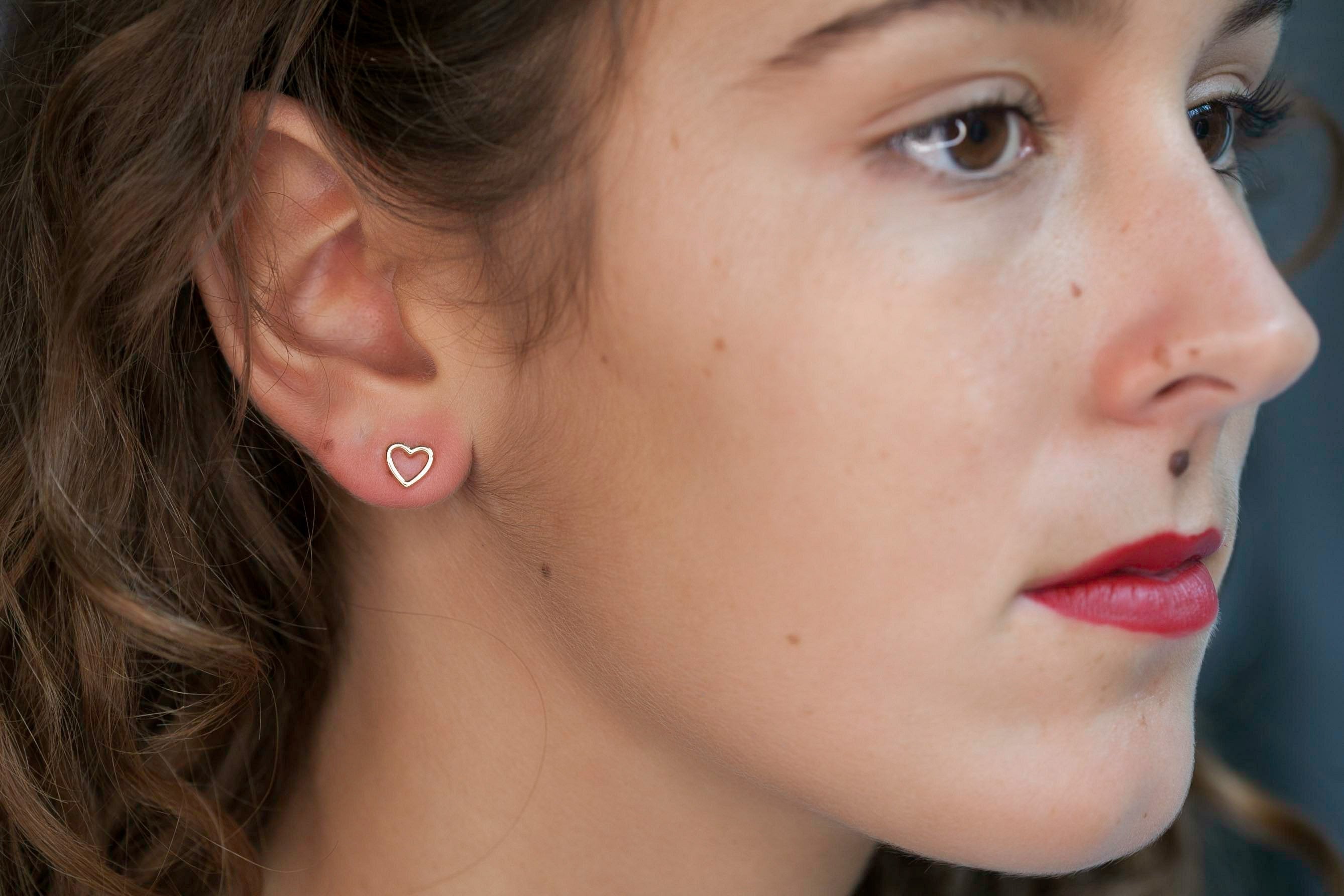 Ohrstecker mit Herz Vergoldet - Herzohrringe für Damen | Shop Nory